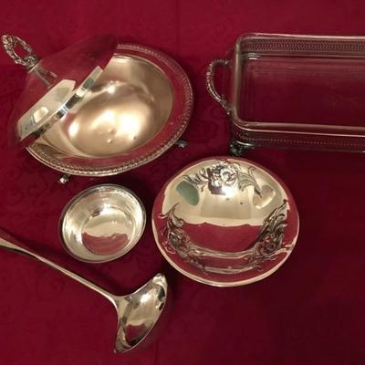 LOT 29 - Silver serving Pieces