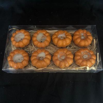 Lot 175 - Pottery Barn & More Holiday Decor