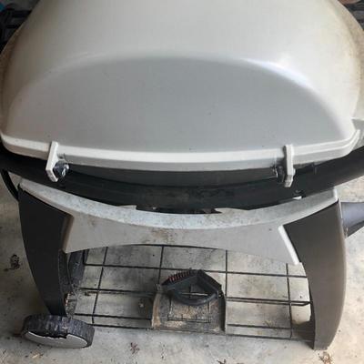 Lot 183 - Weber Grill and Accessories