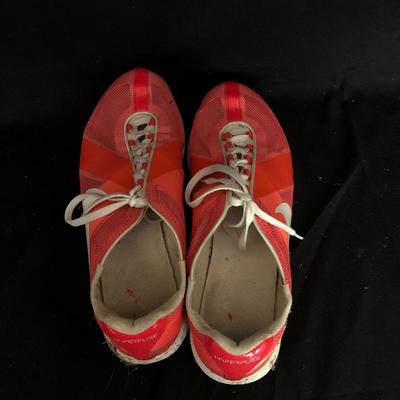Lot 184 - Womenâ€™s Golf Clubs and More