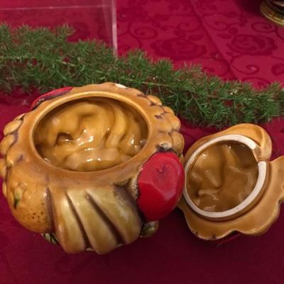 Lot 38 - Inarco Kitchen Pieces 