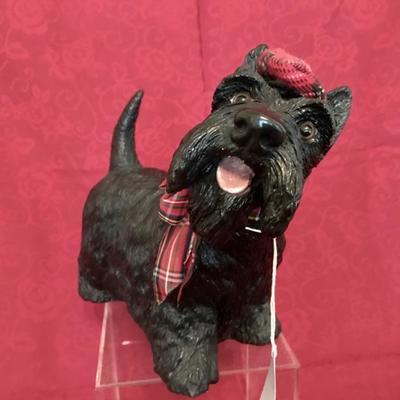 Lot 41 Scottie Dog decor