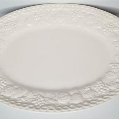 Williams Sonoma white oval platter