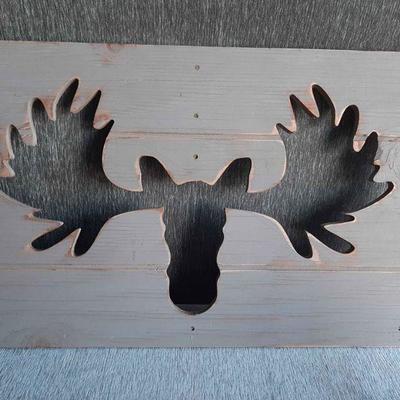 Twelve Timbers Handmade Deer Wood Art Carving 