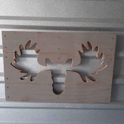 Twelve Timbers Handmade Deer Wood Art Carving 