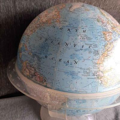 Globe National Geographic 16 Inch 