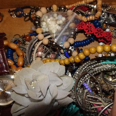 Junk Jewelry Lot, Shoe Box Full, Craft, Some Wearable, Necklaces, Bracelets, Beads and more! 