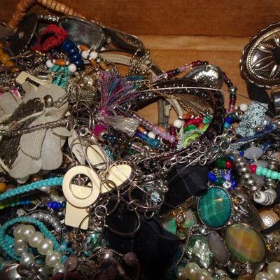 Junk Jewelry Lot, Shoe Box Full, Craft, Some Wearable, Necklaces, Bracelets, Beads and more! 