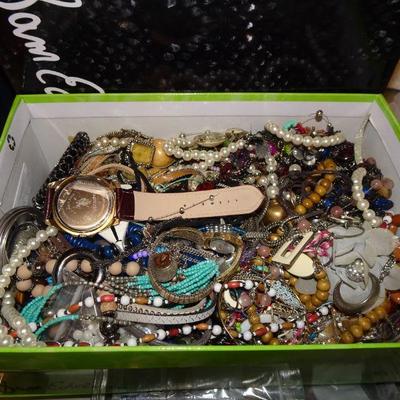 Junk Jewelry Lot, Shoe Box Full, Craft, Some Wearable, Necklaces, Bracelets, Beads and more! 