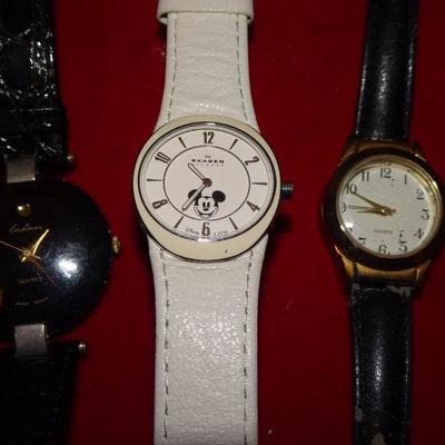 Watch Lot, Quartz, Casio, Disney, Santa, Elgin, Eastman, Skagen, No name watches.... 11 watches