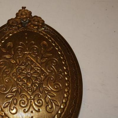 Vintage Gold Tone Over sized Photograph Locket