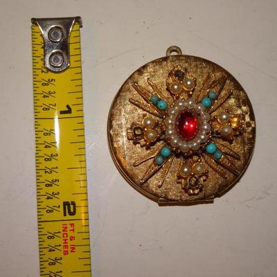 Gold Tone Photograph Locket, Pearls & Turquoise Colored Beads