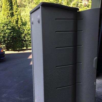 Lot 185 - Rubbermaid Vertical Storage Shed