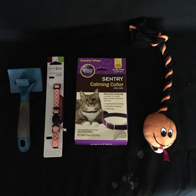 Lot 186 - Cat Essentials 