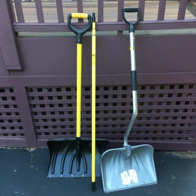 Lot 187 - Stepladders, Hand Truck & Shovels