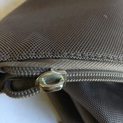 Lot 188 - Travel Essentials 
