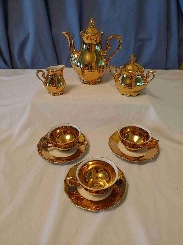Gold tea set (made in Bavaria)