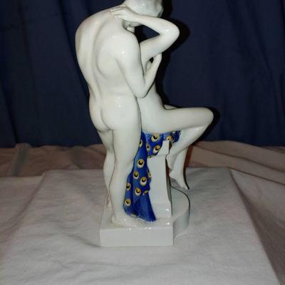 VERY RARE: Early Rosenthal, Statue  â€œA Couple Kissingâ€