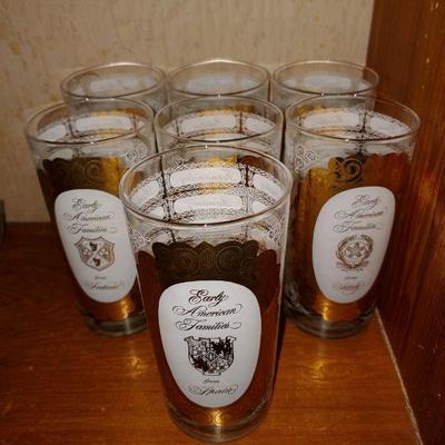 Set of 7 early American families glasses