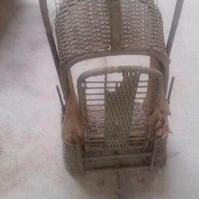 3-007 Primitive stroller bassenette 