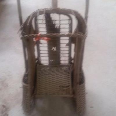 3-007 Primitive stroller bassenette 