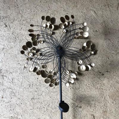 Lot 190 - Metal Yard Art