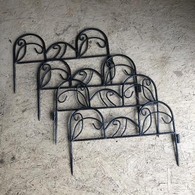 Lot 191 - Black Metal Yard Accessories