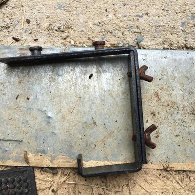 Lot 191 - Black Metal Yard Accessories