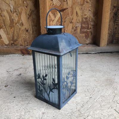 Lot 191 - Black Metal Yard Accessories
