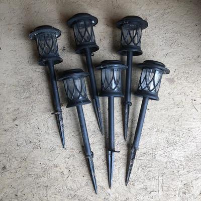 Lot 191 - Black Metal Yard Accessories