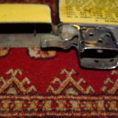 Vintage New York Worlds Fair Lighter, 1964-1965