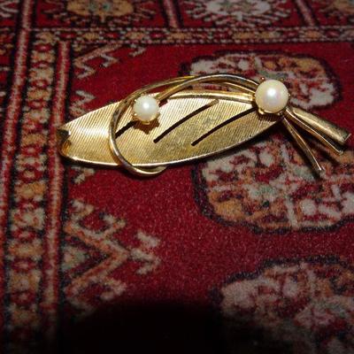 Gold Tone Pearl Leaf Brooch, Pin 