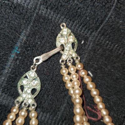 Vintage 3 strand Pearl Necklace 