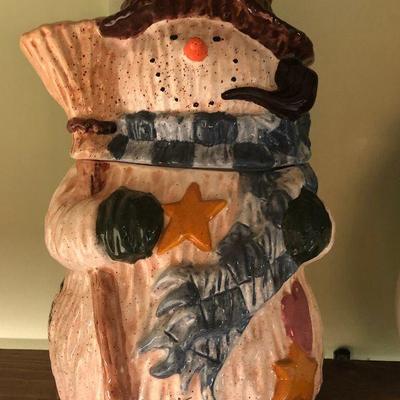 C89:  Snowman Cookie Jar