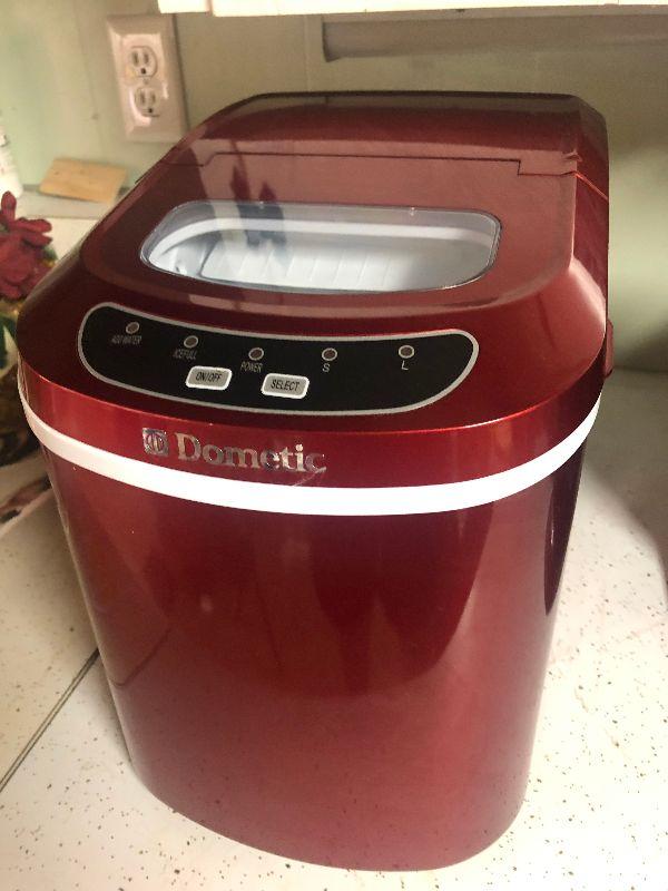 C109 Dometic Ice Maker