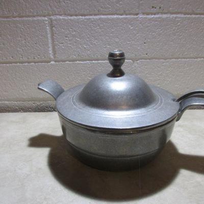 3-011 Vintage Carson Co. Pewter Soup Tureen with Ladle