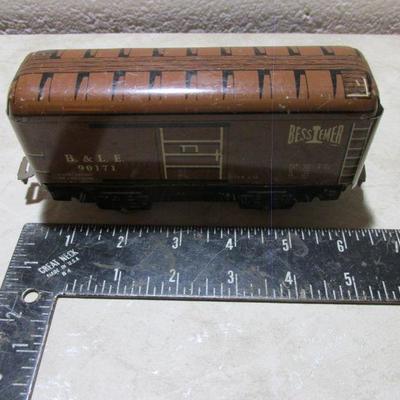 3-024 Model Train Box Car