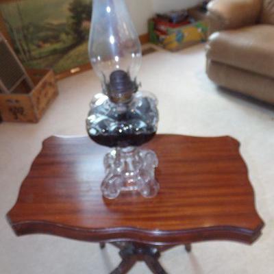 LOT 17  VINTAGE OIL LAMP AND SIDE TABLE