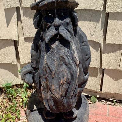 LOT 29  CHAINSAW SCULPTURE OLD MAN WITH A BEARD