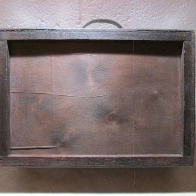3-029 woven bamboo and wooden display trunk