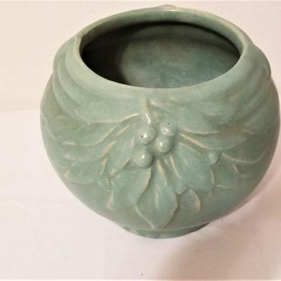 Lot #66  Wonderful Vintage Pottery Pot - unmarked