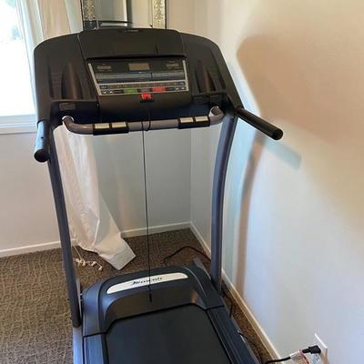 MERIT TREADMILL 725T PLUS FOLDS FOR STORAGE 