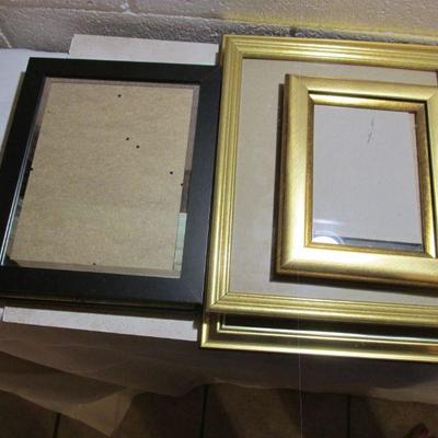 3-040 Table top of Frames