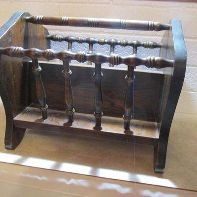 3-041 Vintage Wooden Magazine Holder 