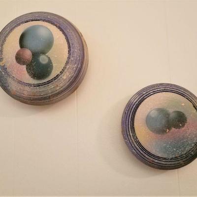 Lot #87  Set of 5 Ellin Egan Art Pottery Wall Balls (retired)