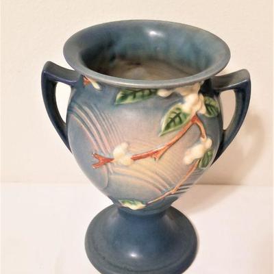 Lot #92  ROSEVILLE Snowberry Vase - 1947