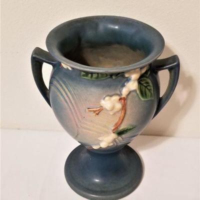 Lot #92  ROSEVILLE Snowberry Vase - 1947