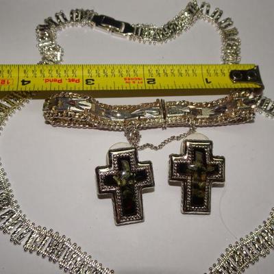 Silver Tone Necklace, Earrings and Bracelet 