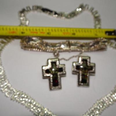 Silver Tone Necklace, Earrings and Bracelet 