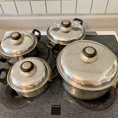 LOT 62 STAINLESS STEEL COOKWARE SET 